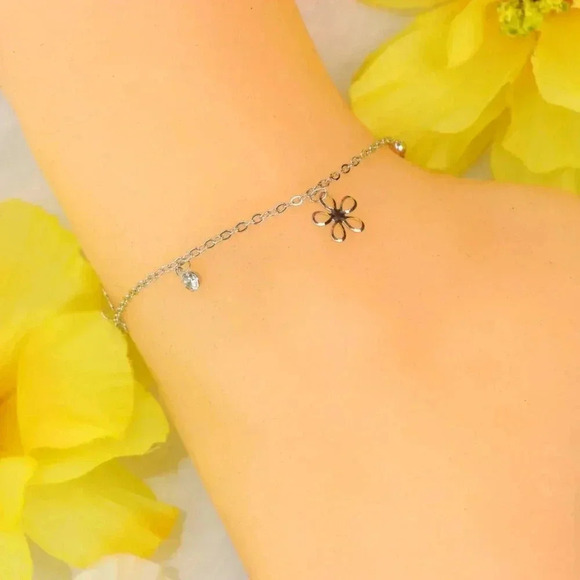 "Minimalist Anklet, Sleek & Modern Design, Women’s Fashion, YC110211-A - Picture 5 of 10